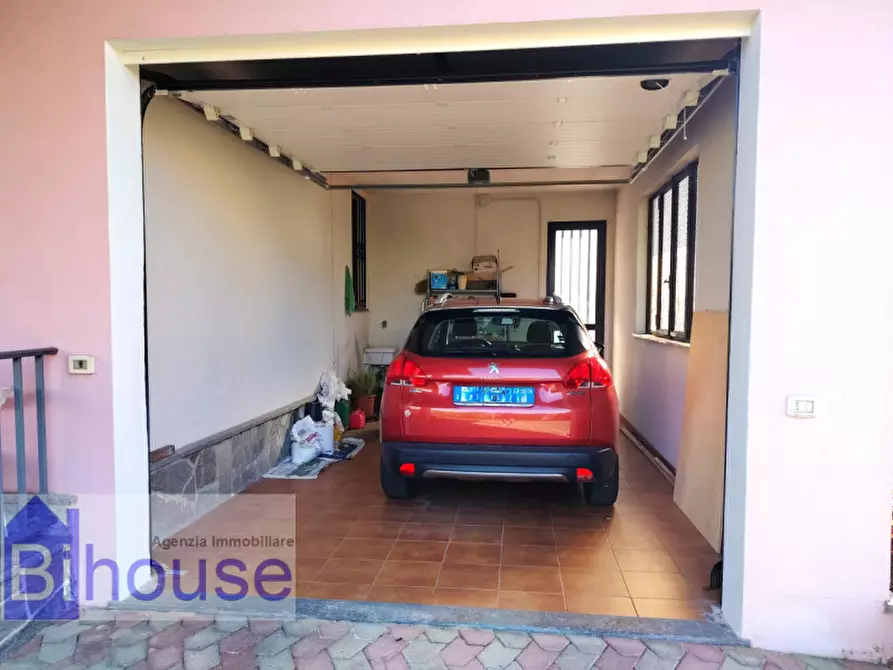 Immagine 38 di Villa in vendita  a Cossato