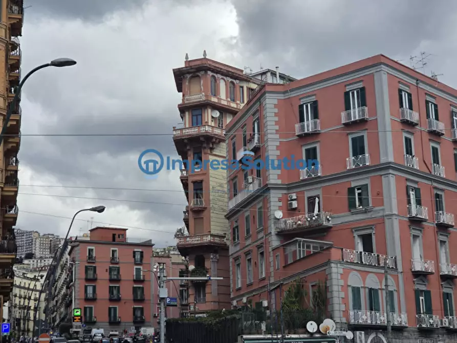 Immagine 2 di Attività commerciale in vendita  in Piazza Sannazzaro a Napoli