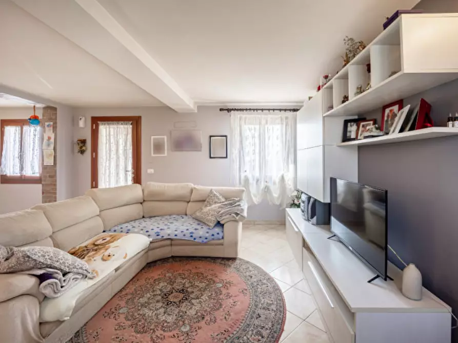 Immagine 2 di Casa indipendente in vendita  in VIA SANT'APOLLONIA a Cologna Veneta