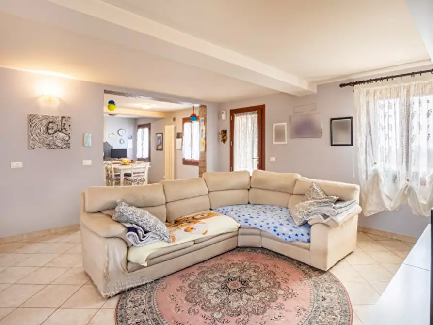 Immagine 3 di Casa indipendente in vendita  in VIA SANT'APOLLONIA a Cologna Veneta