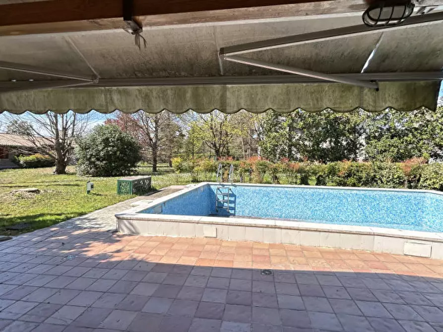 Immagine 13 di Villa in vendita  in Via Roma a Salzano