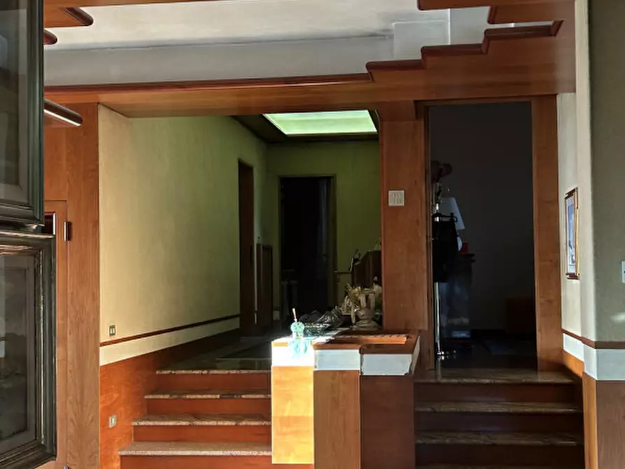 Immagine 45 di Villa in vendita  in Via Roma a Salzano