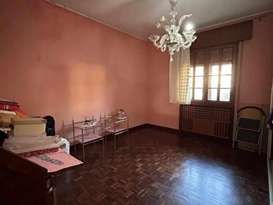 Immagine 56 di Villa in vendita  in Via Roma a Salzano