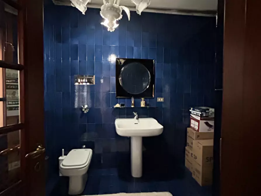 Immagine 65 di Villa in vendita  in Via Roma a Salzano