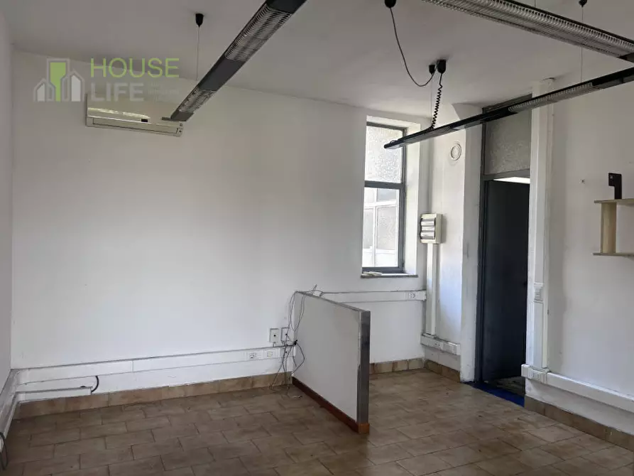 Immagine 4 di Capannone industriale in affitto  a Zanè