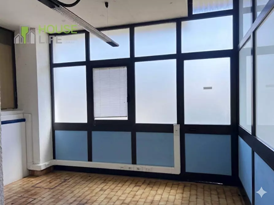 Immagine 5 di Capannone industriale in affitto  a Zanè