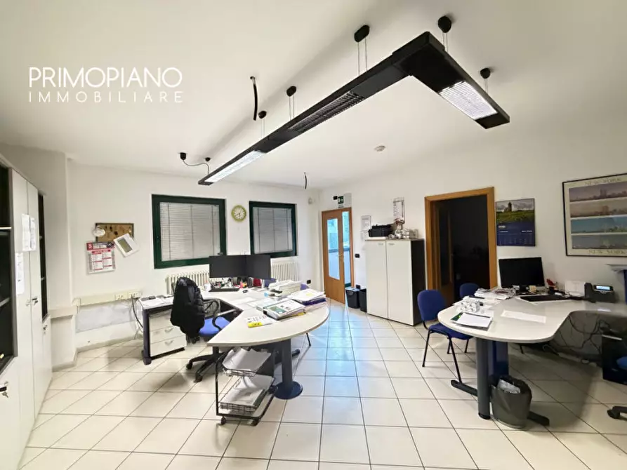 Immagine 16 di Magazzino in vendita  in Via Vienna a Trento