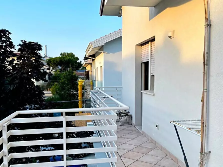 Immagine 8 di Appartamento in vendita  in viale Piacenza a Riccione