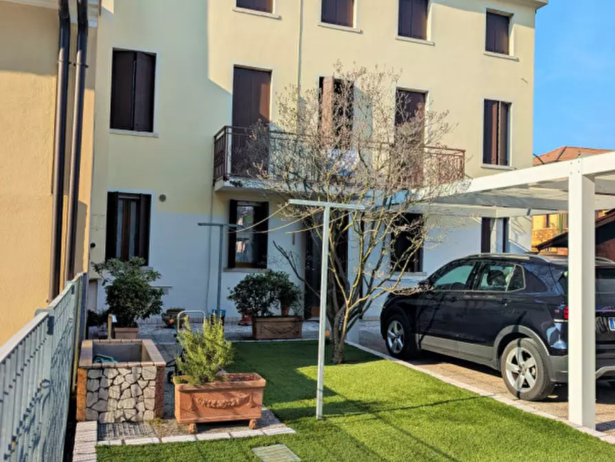 Immagine 3 di Villetta a schiera in vendita  in Via San Pio X 34/A a Castelfranco Veneto
