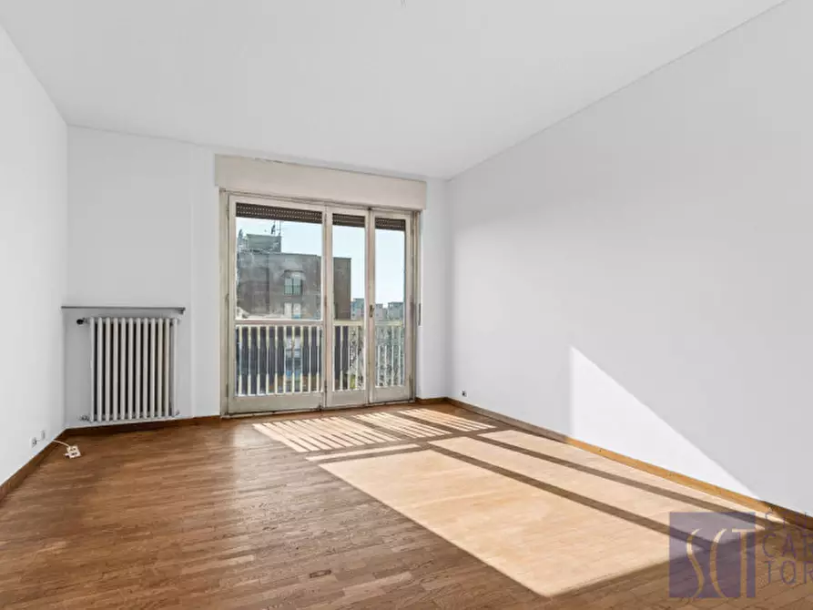 Immagine 2 di Appartamento in vendita  in via mario donati, 10 a Milano