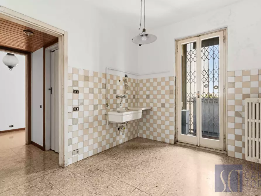 Immagine 7 di Appartamento in vendita  in via mario donati, 10 a Milano