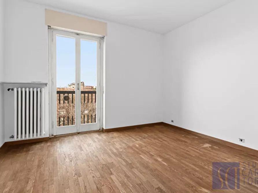 Immagine 10 di Appartamento in vendita  in via mario donati, 10 a Milano