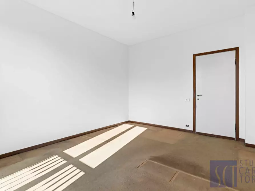 Immagine 17 di Appartamento in vendita  in via mario donati, 10 a Milano