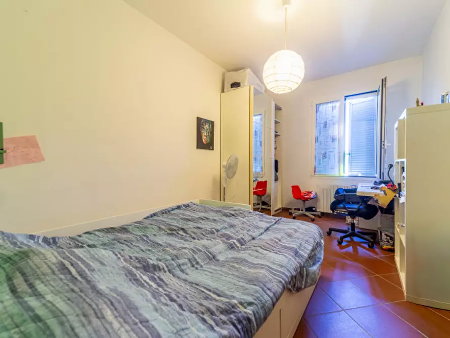 Immagine 8 di Appartamento in vendita  in Viale Osacca, 7 a Parma