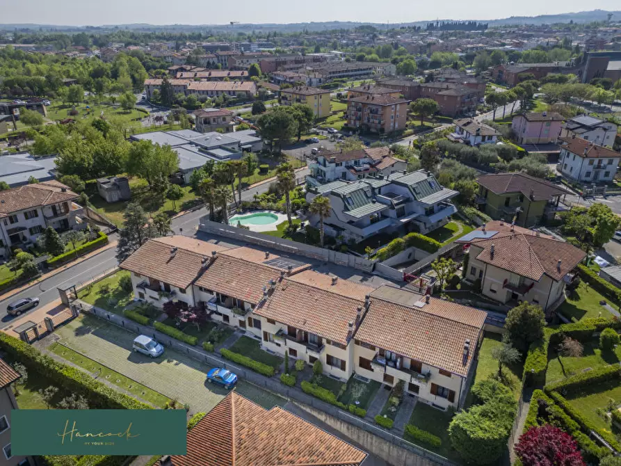Immagine 3 di Villetta a schiera in vendita  in Via Giovanni XXIII, n. 3 a Desenzano Del Garda