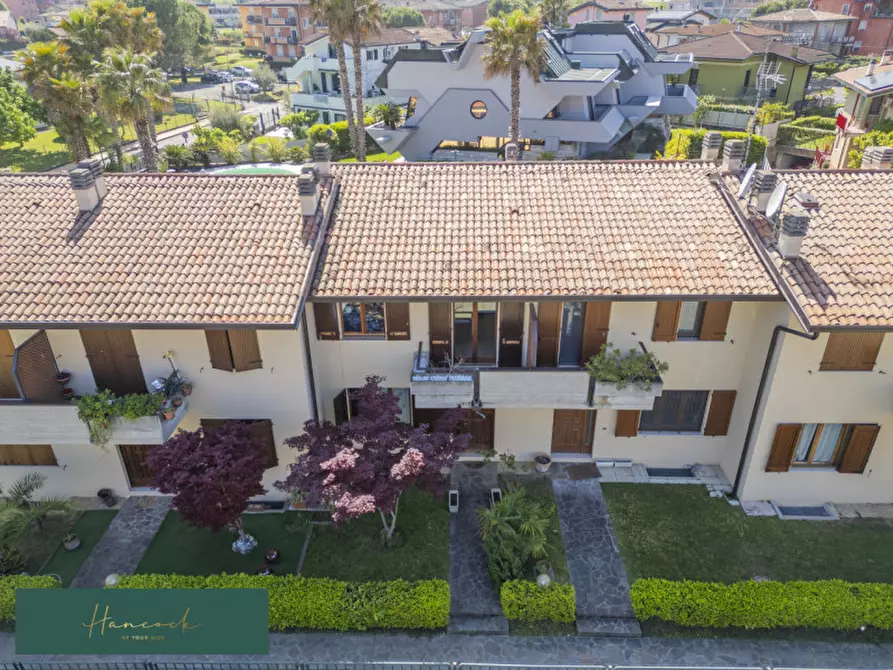 Immagine 4 di Villetta a schiera in vendita  in Via Giovanni XXIII, n. 3 a Desenzano Del Garda