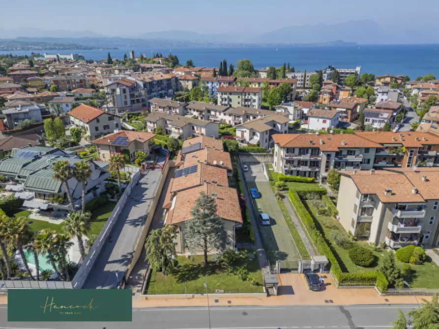 Immagine 43 di Villetta a schiera in vendita  in Via Giovanni XXIII, n. 3 a Desenzano Del Garda