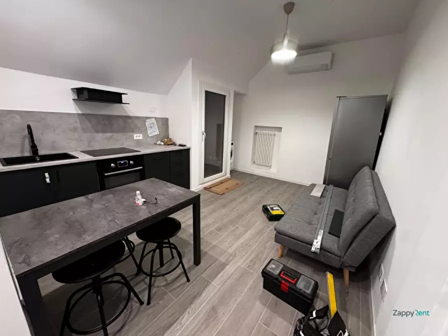 Immagine 1 di Appartamento in affitto  in Viale Renato Serra, 54 a Milano