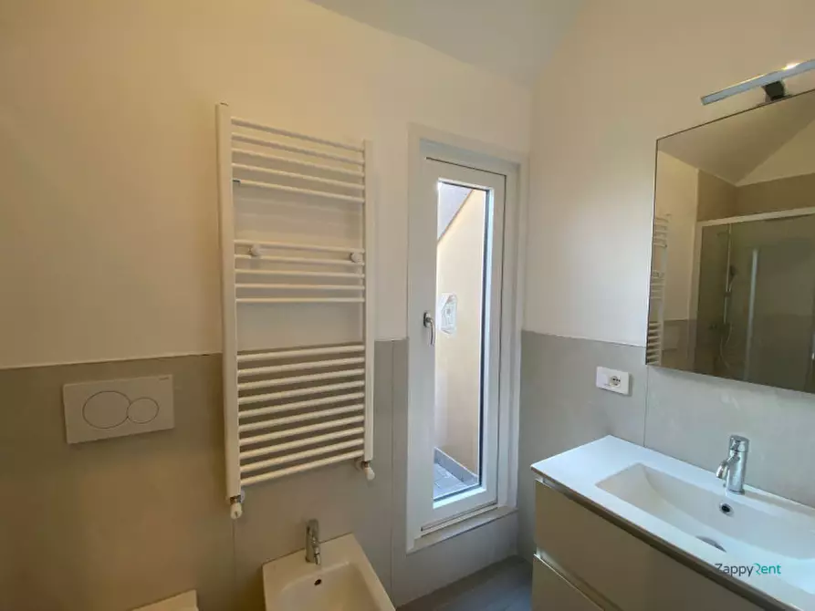 Immagine 15 di Appartamento in affitto  in Viale Renato Serra, 54 a Milano