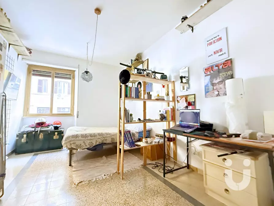 Immagine 2 di Appartamento in vendita  in Via Gaspare Finali a Roma