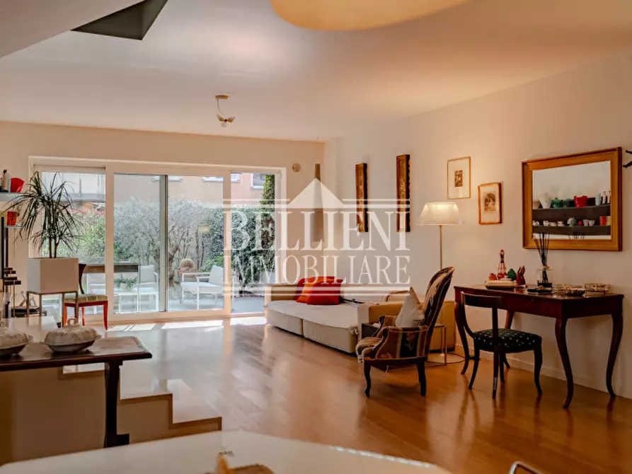 Immagine 1 di Appartamento in vendita  in via salvi a Vicenza