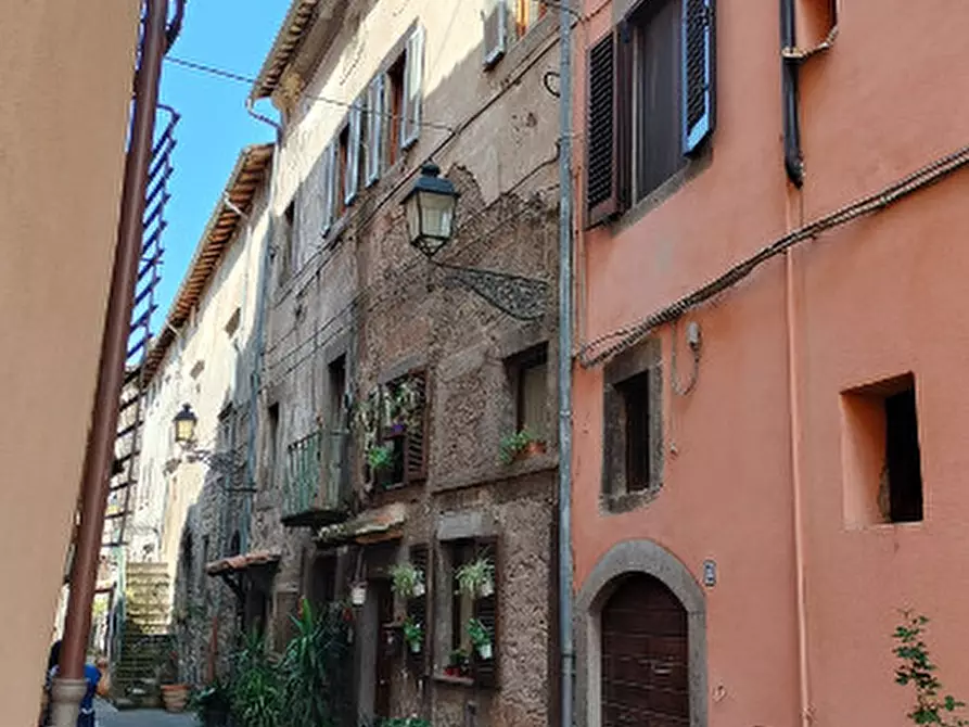 Immagine 2 di Appartamento in vendita  in Via Ludovico Ariosto,18 - Vitorchiano (VT) a Vitorchiano