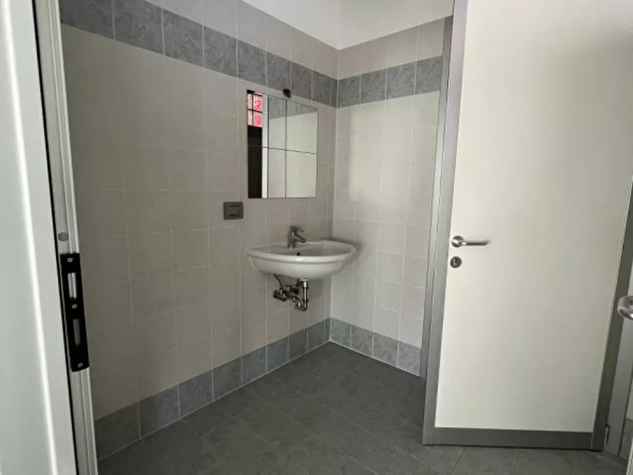 Immagine 6 di Ufficio in affitto  in Via Magellano 1 a Saccolongo