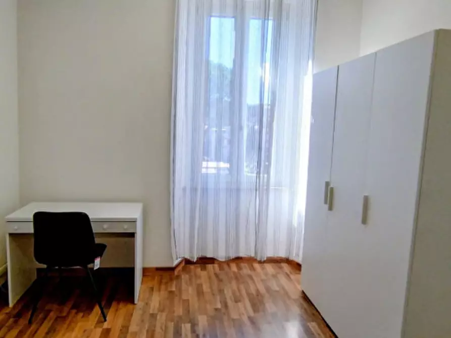 Immagine 4 di Camera in affitto  in Viale Giuseppe Mazzini a Tivoli