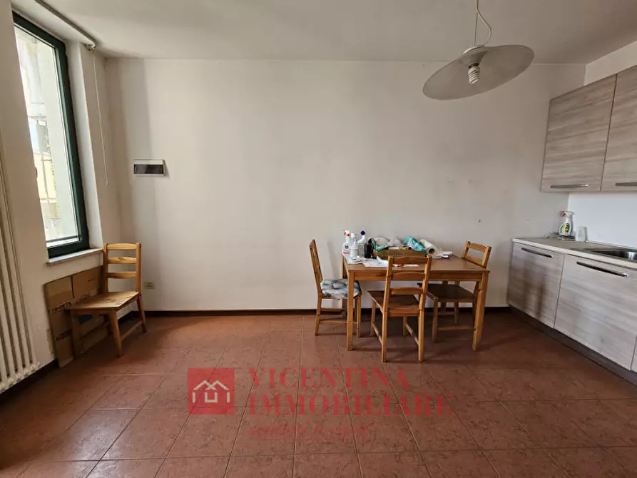 Immagine 4 di Appartamento in vendita  in Viale San Lazzaro 108 a Vicenza