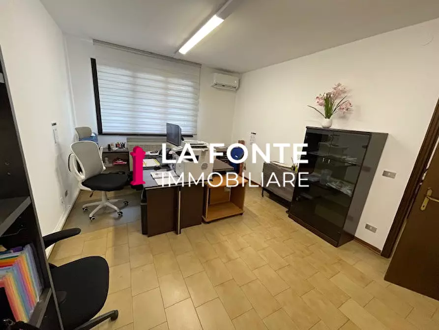 Immagine 10 di Ufficio in affitto  in via cavour a Vigonza
