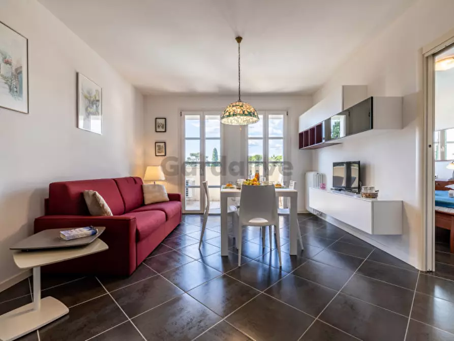 Immagine 4 di Appartamento in vendita  in Viale Ugo Foscolo 134 a Toscolano-Maderno