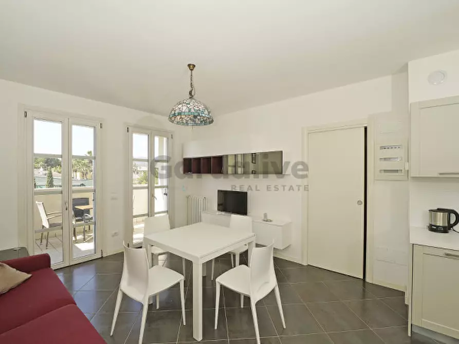 Immagine 26 di Appartamento in vendita  in Viale Ugo Foscolo 134 a Toscolano-Maderno