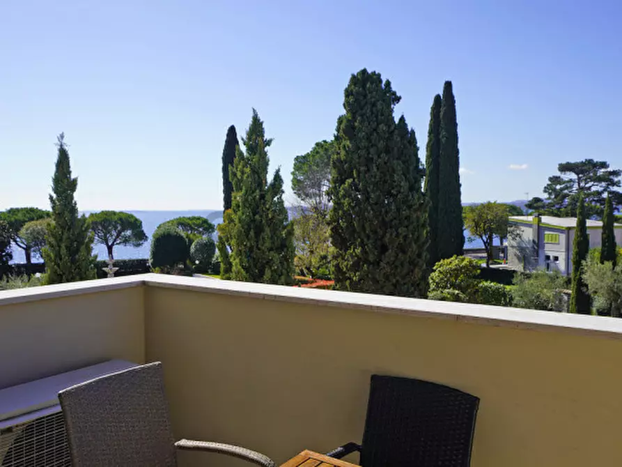 Immagine 34 di Appartamento in vendita  in Viale Ugo Foscolo 134 a Toscolano-Maderno