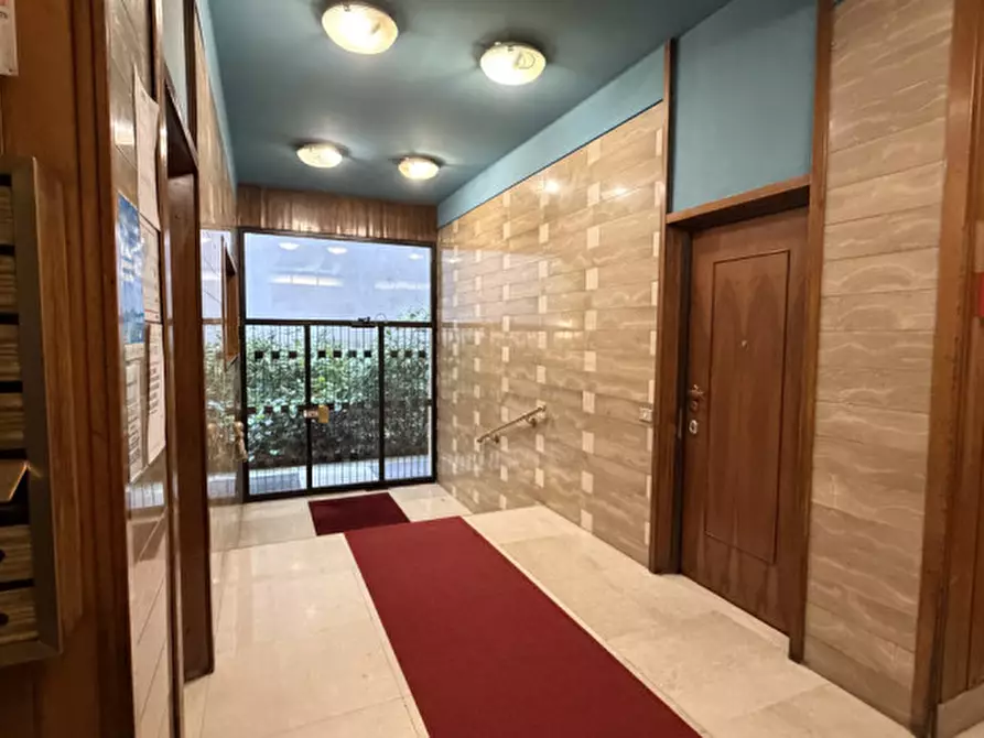 Immagine 9 di Attico in vendita  in Via Gian Giacomo Mora 11 a Milano