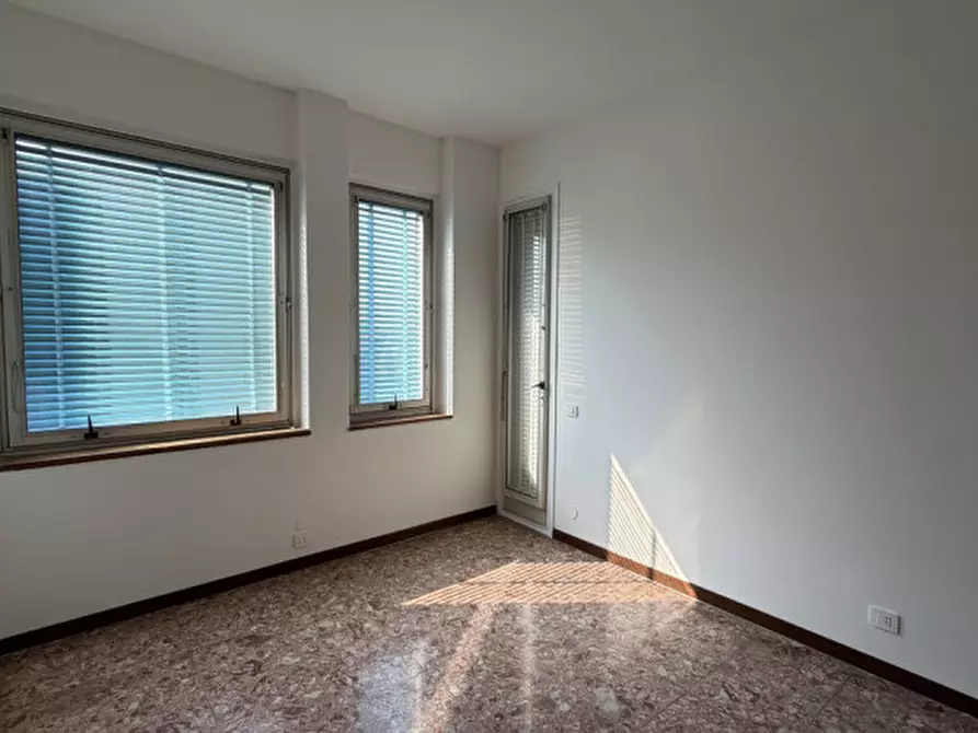 Immagine 13 di Attico in vendita  in Via Gian Giacomo Mora 11 a Milano