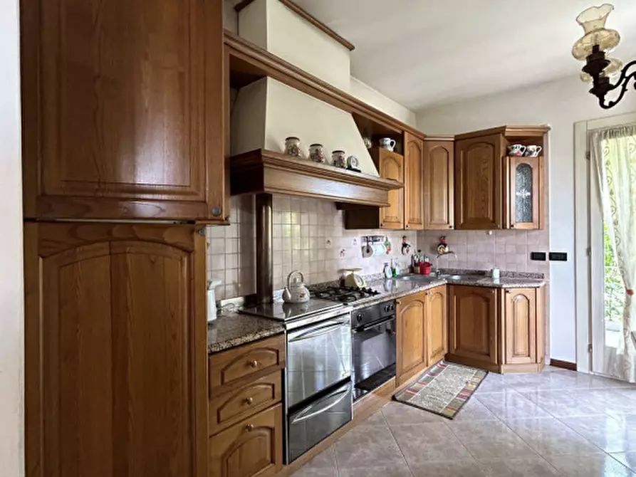 Immagine 10 di Casa indipendente in vendita  in VIA NOALESE SUD a Noale