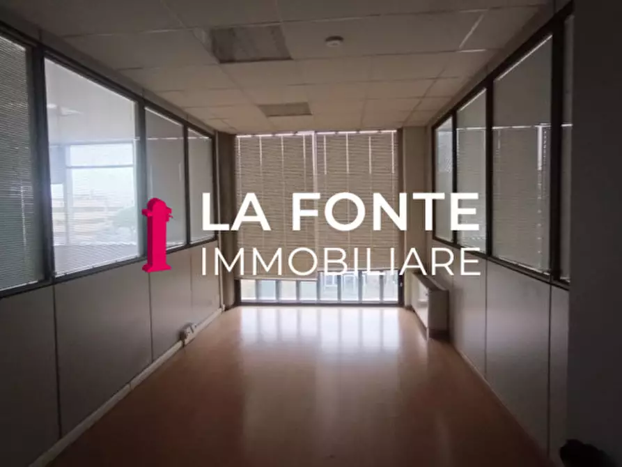 Immagine 10 di Ufficio in affitto  in Via Giovanni Savelli a Padova