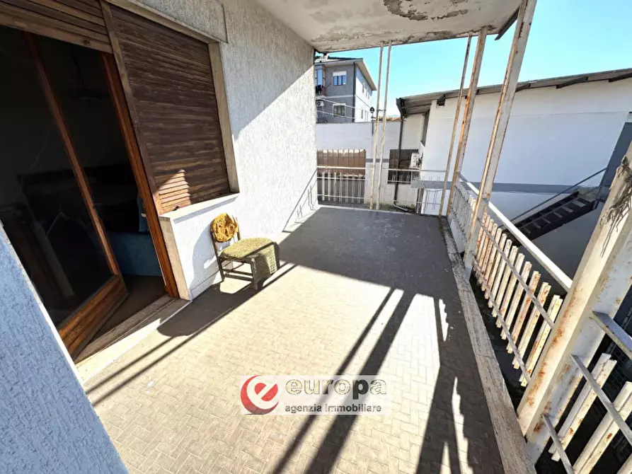 Immagine 13 di Casa indipendente in vendita  in VIA DE AMICIS a Montecchio Maggiore