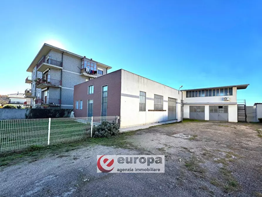 Immagine 26 di Casa indipendente in vendita  in VIA DE AMICIS a Montecchio Maggiore