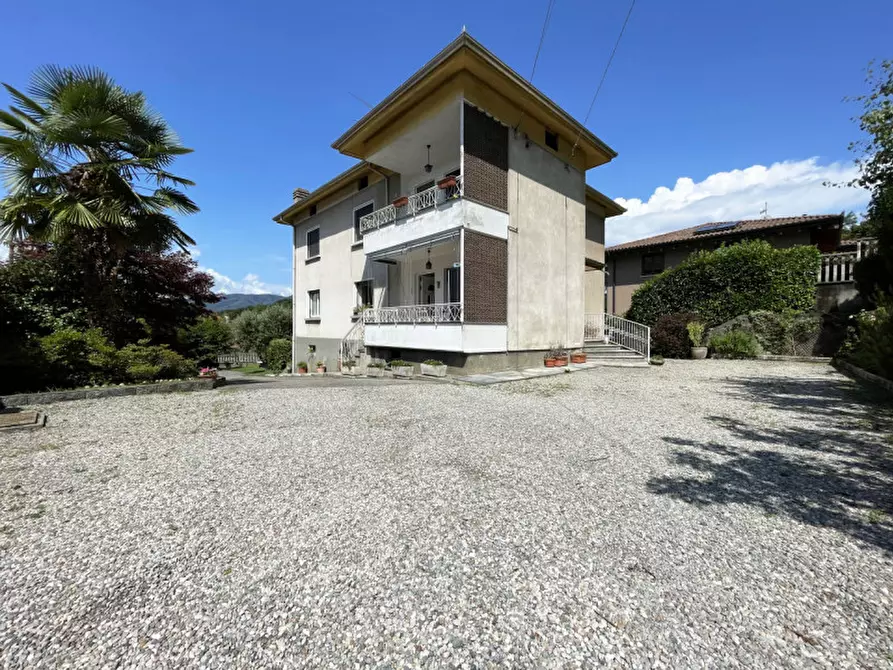 Immagine 1 di Appartamento in vendita  in via Torre 40 a Bolzano Novarese