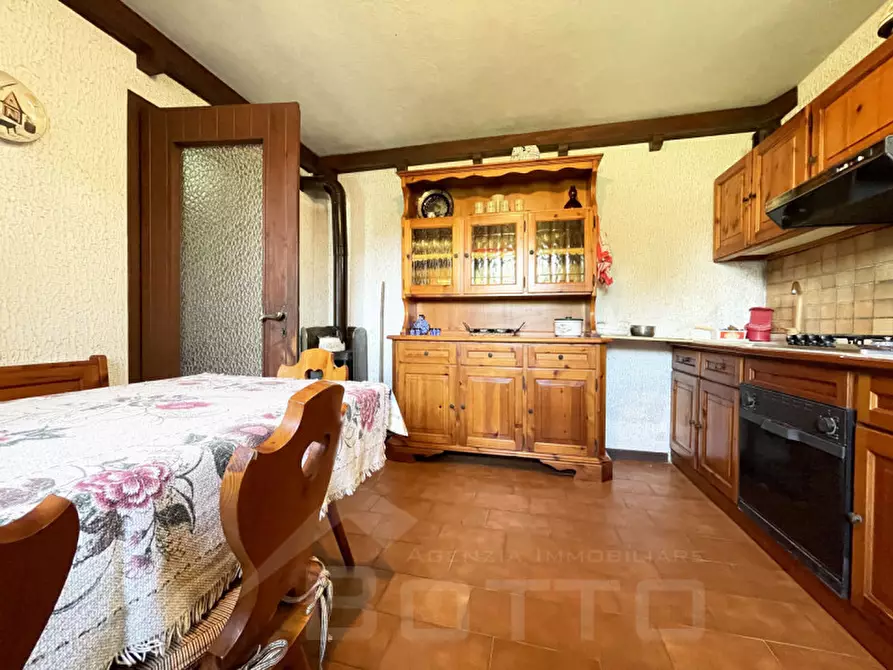 Immagine 16 di Appartamento in vendita  in via Torre 40 a Bolzano Novarese