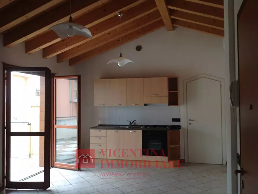 Immagine 1 di Appartamento in vendita  in viale anconetta a Vicenza