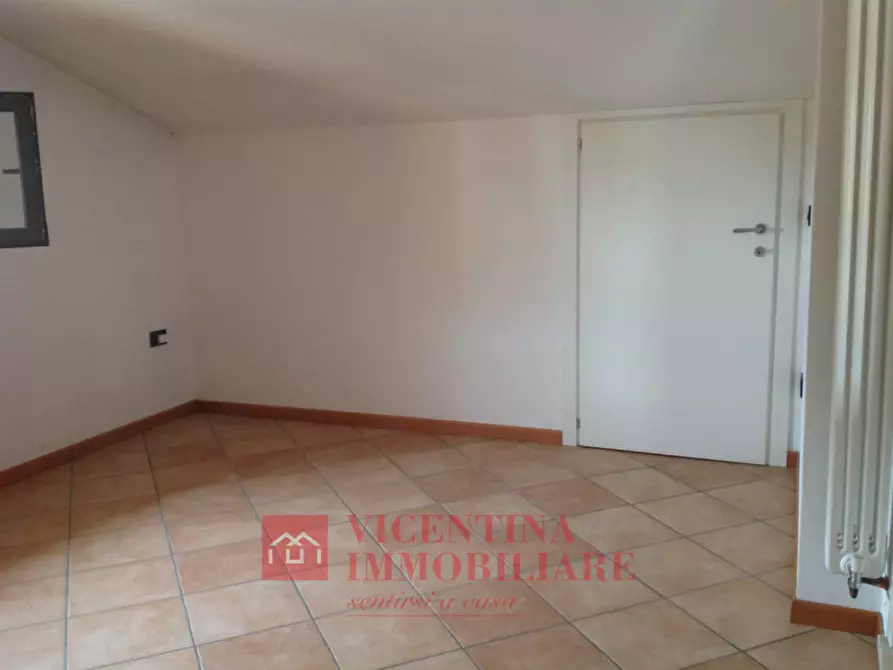 Immagine 9 di Appartamento in vendita  in viale anconetta a Vicenza