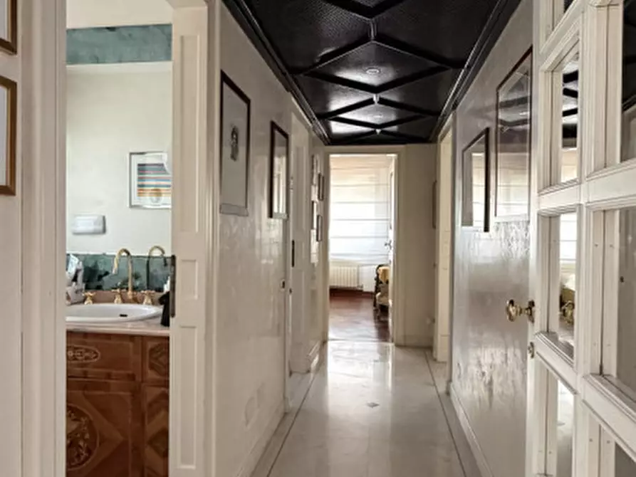 Immagine 13 di Attico in affitto  a Padova