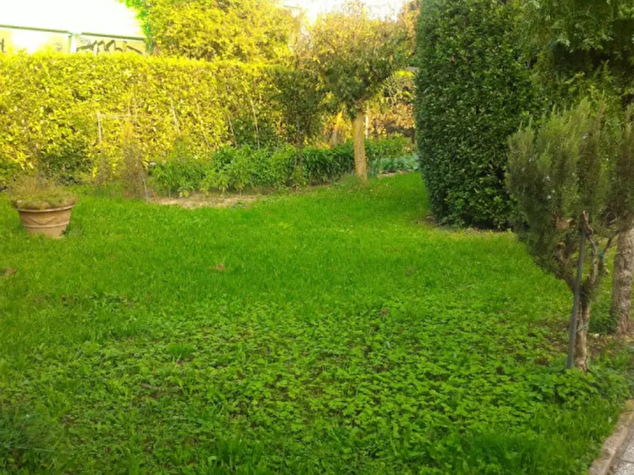 Immagine 2 di Villetta a schiera in vendita  in via Montà a Padova