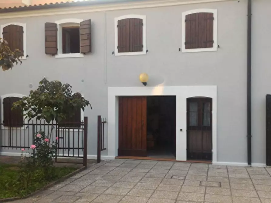 Immagine 3 di Villetta a schiera in vendita  in via Montà a Padova