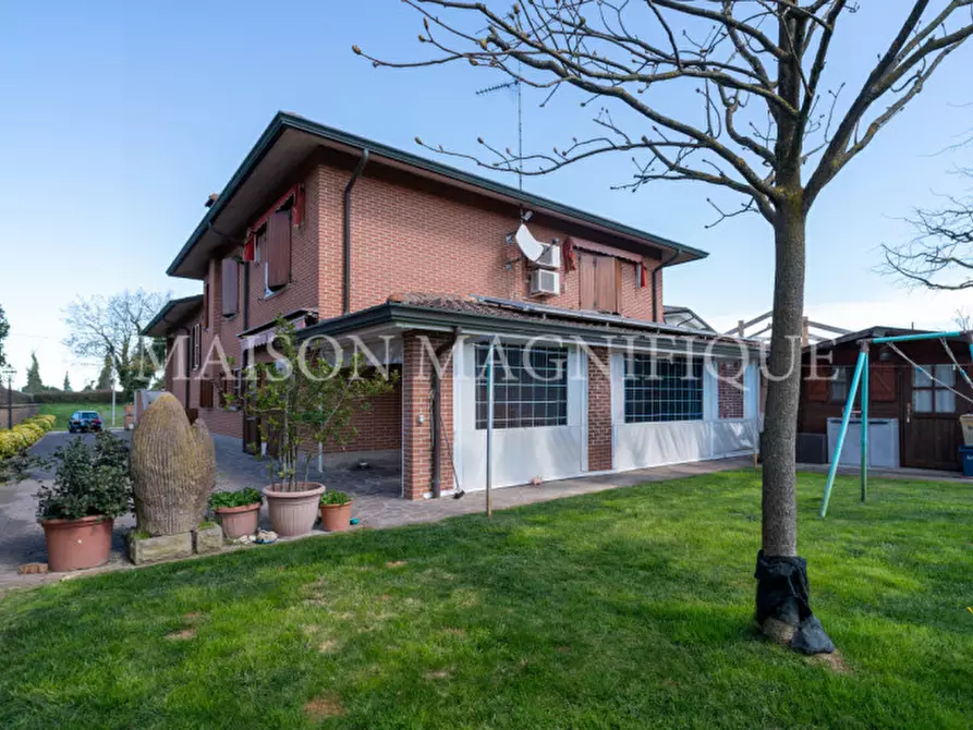 Immagine 2 di Casa indipendente in vendita  in Via Ca' Nove a Ferrara