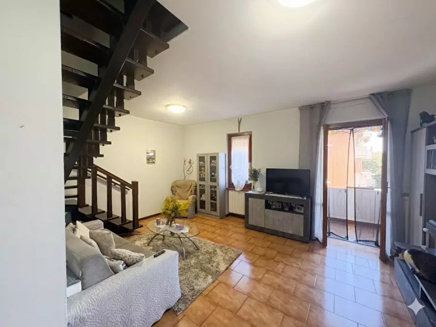 Immagine 7 di Casa indipendente in vendita  in Via Europa Unita 7, Carvico a Carvico