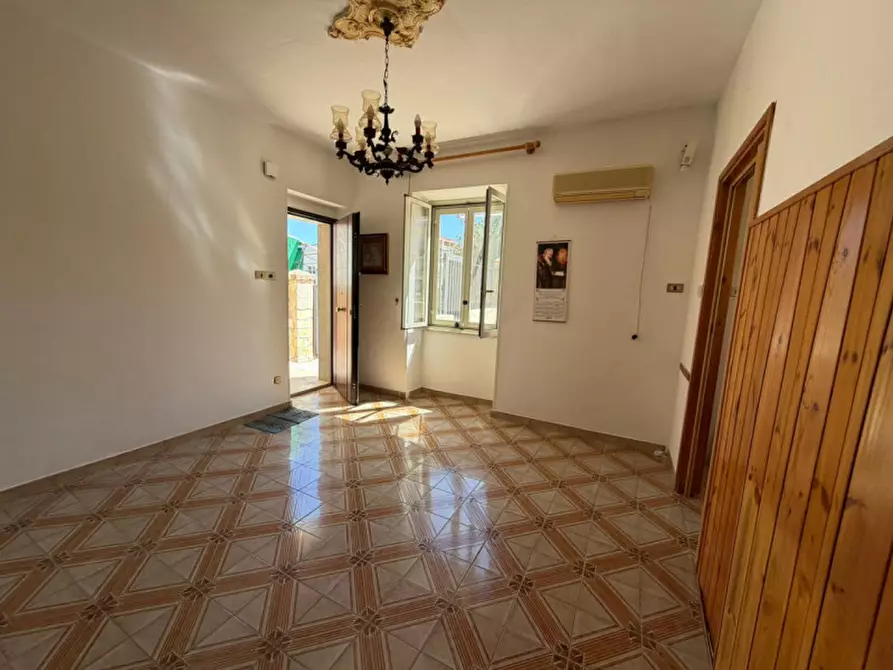 Immagine 3 di Appartamento in vendita  in Via Suor Maria Rosa Zangara 3 a Siracusa