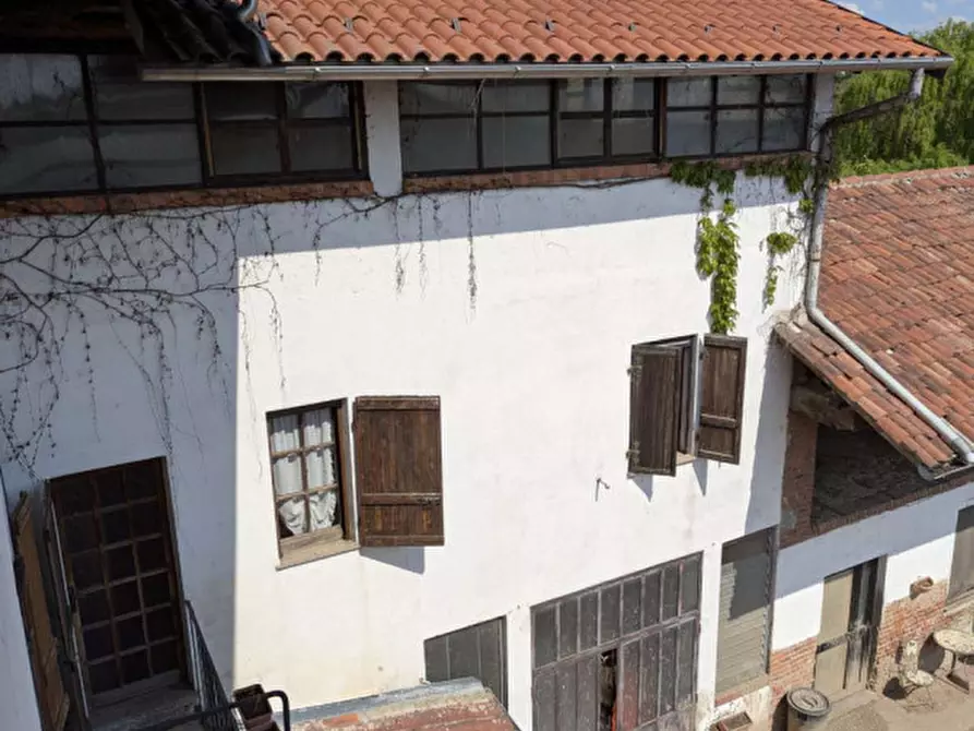 Immagine 8 di Agriturismo in vendita  in Cascina Moretta, 1, 28015 Momo NO, Italia a Momo